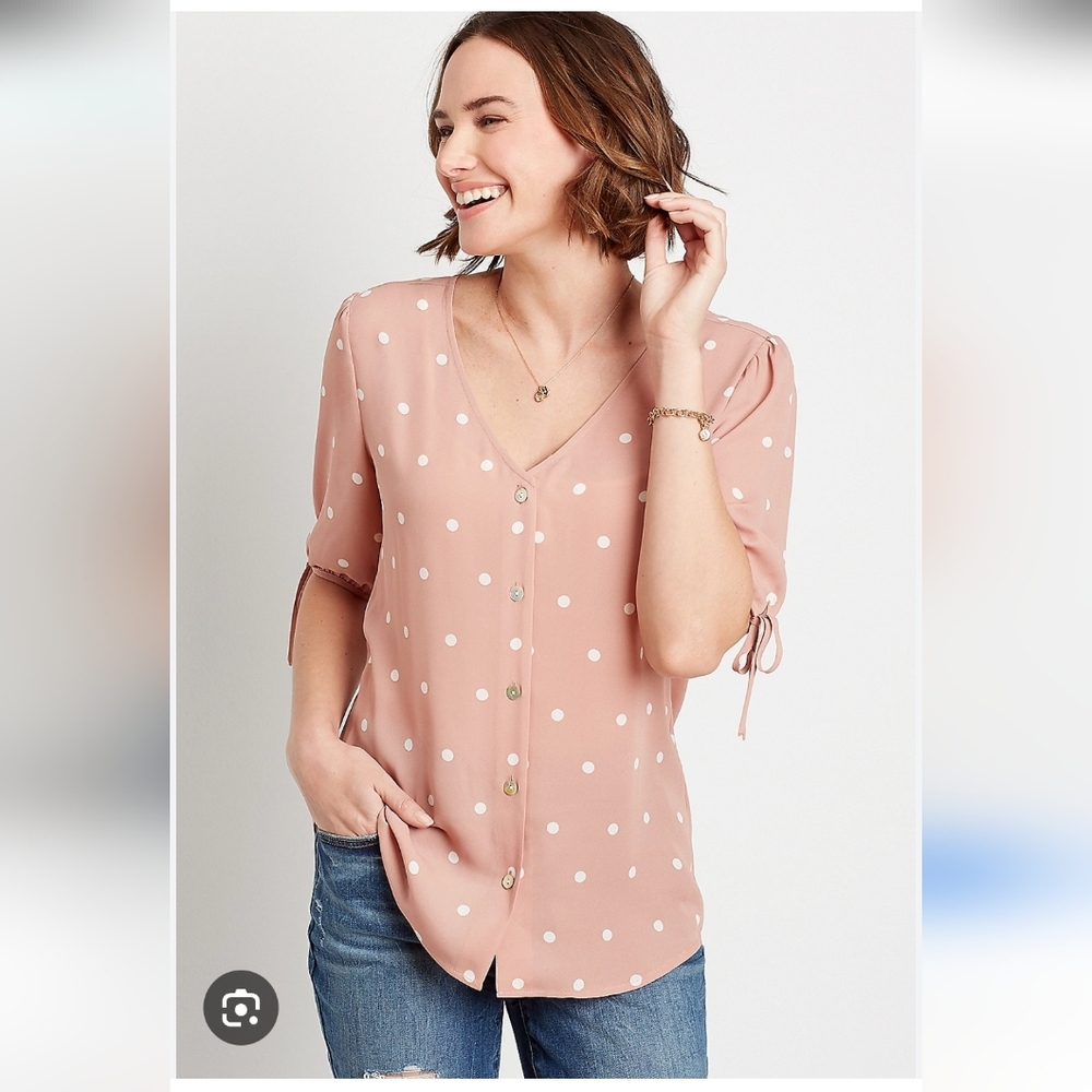 Maurices Blush Pink Polka Dot V-Neck Button Front Blouse